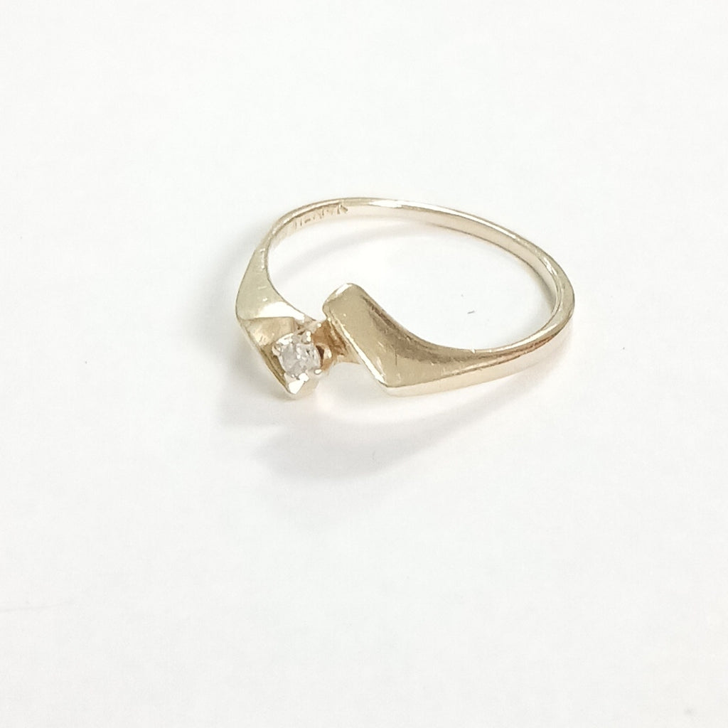 SOLITARIO ORO 14 K 2.1 GRMS (SEMINUEVO)
