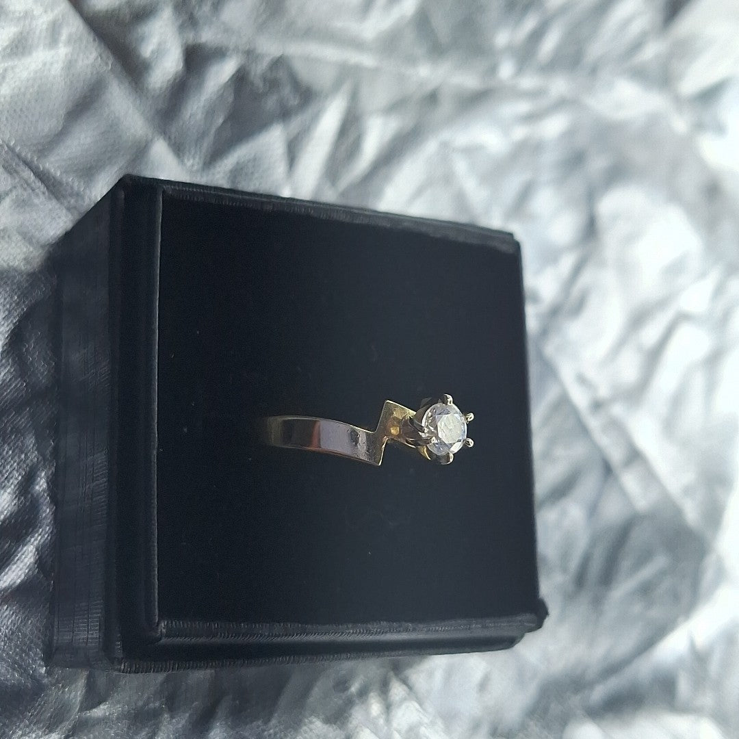SOLITARIO ORO 14 K 3.3 GRMS (SEMINUEVO)