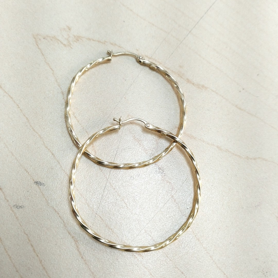 ARRACADAS PAR ORO 14 K 3.6 GRMS (SEMINUEVO)