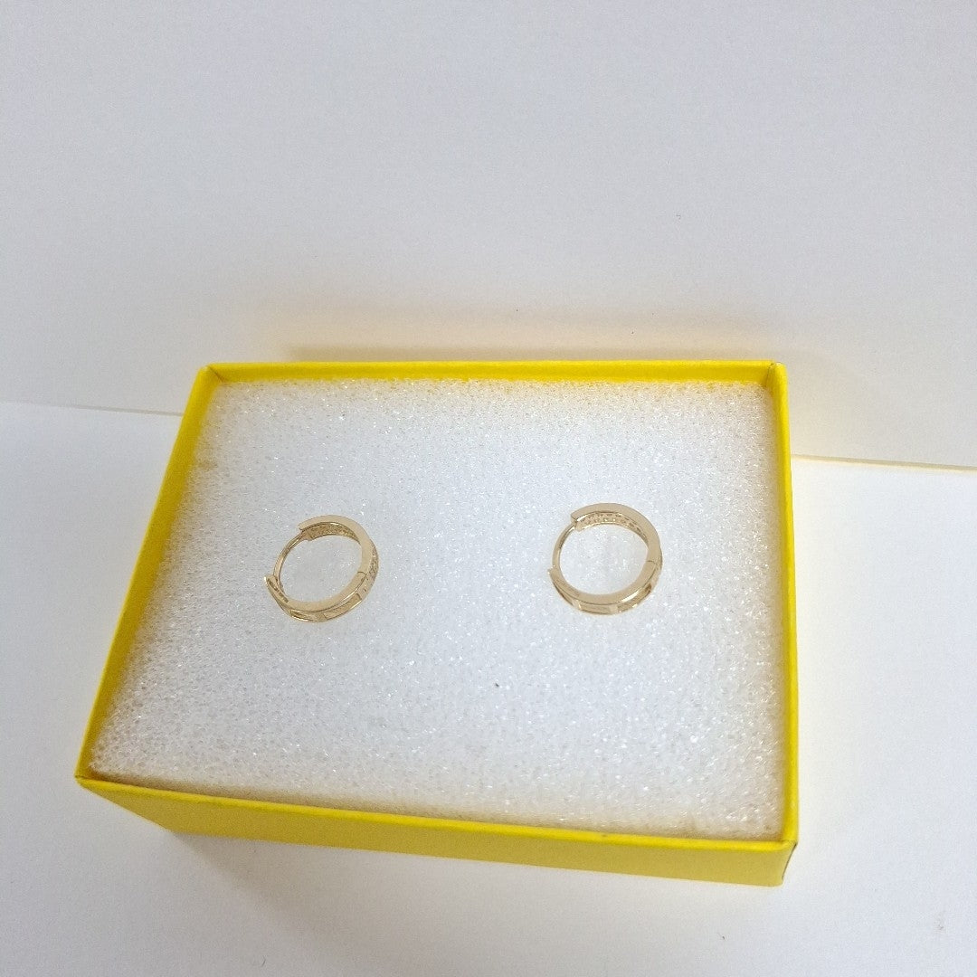 HUGGIES ORO 14K 1.7 (NUEVO)