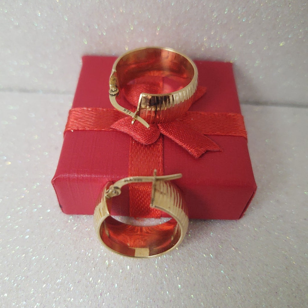 ARRACADAS PAR ORO 14 K 3.1 GRMS (SEMINUEVO)