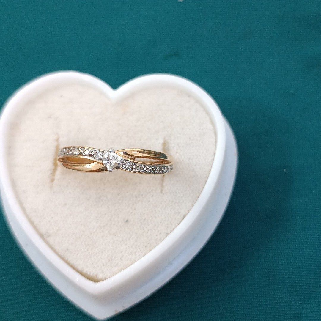 SOLITARIO ORO 14 K 2.5 GRMS (SEMINUEVO)