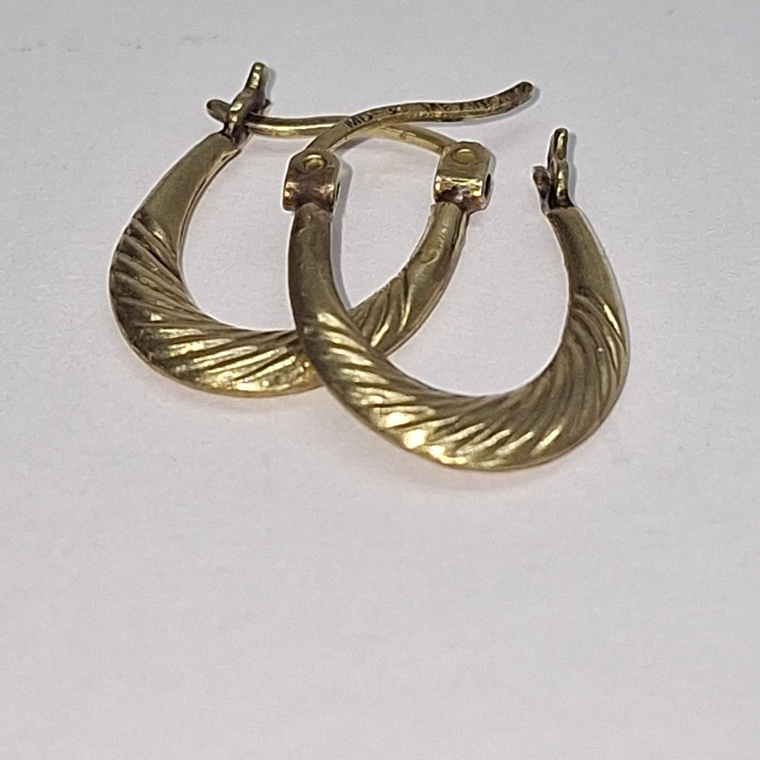 ARRACADAS PAR ORO 10 K 1 GRMS (SEMINUEVO)