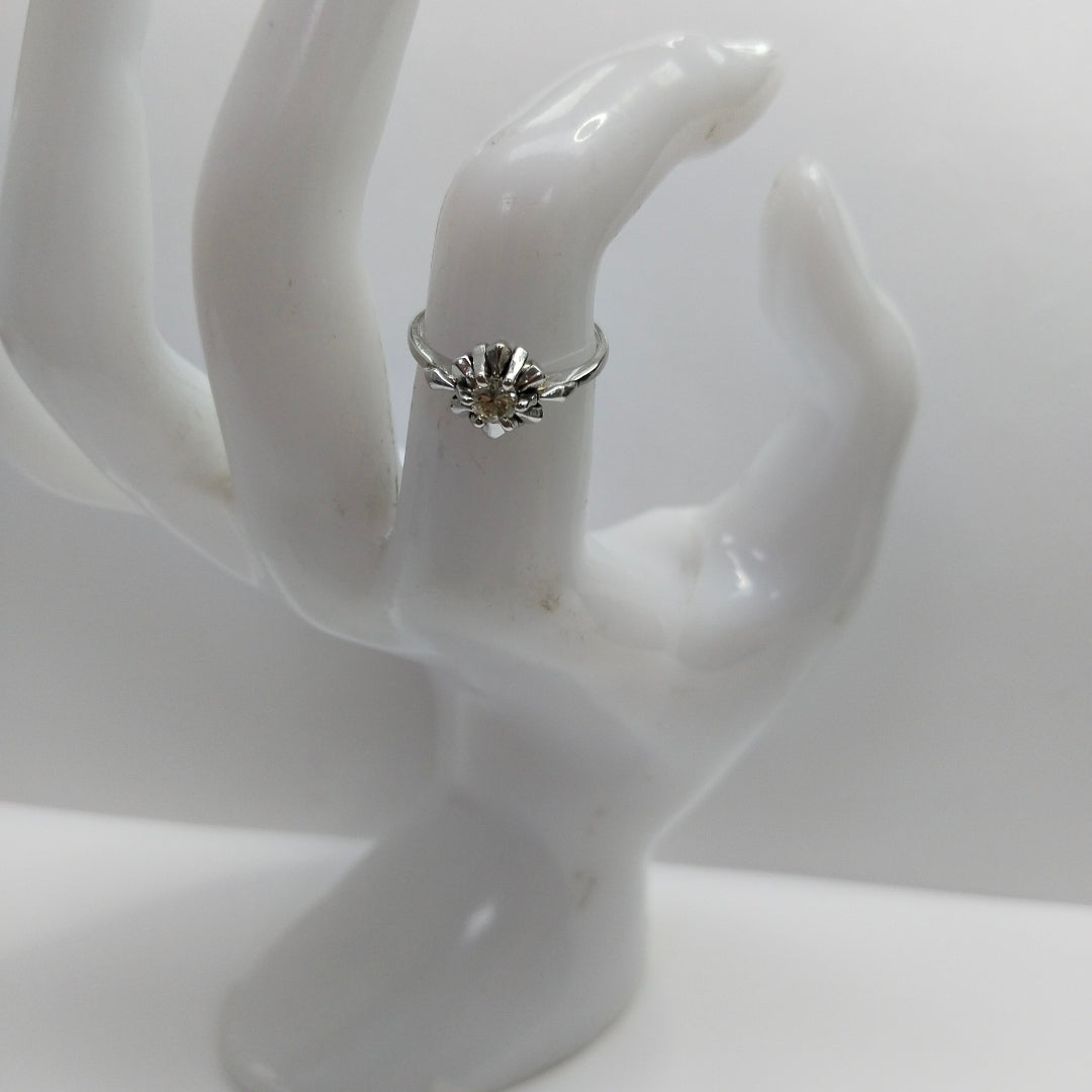 ANILLITO ORO BLANCO 14 K 2.6 GRMS (SEMINUEVO)