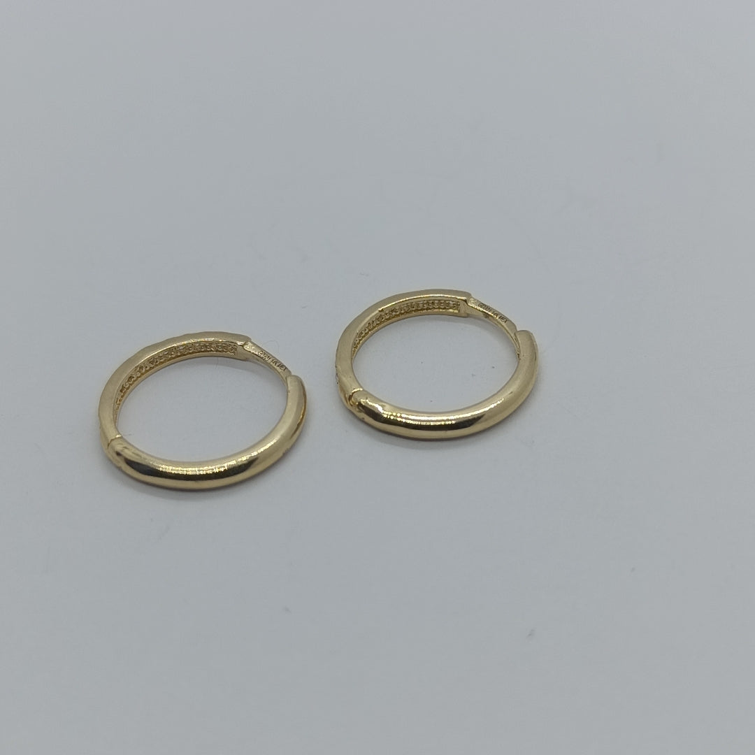 ARETES HUGGIES C CIRCONIA 14K 1.7 GR (NUEVO)