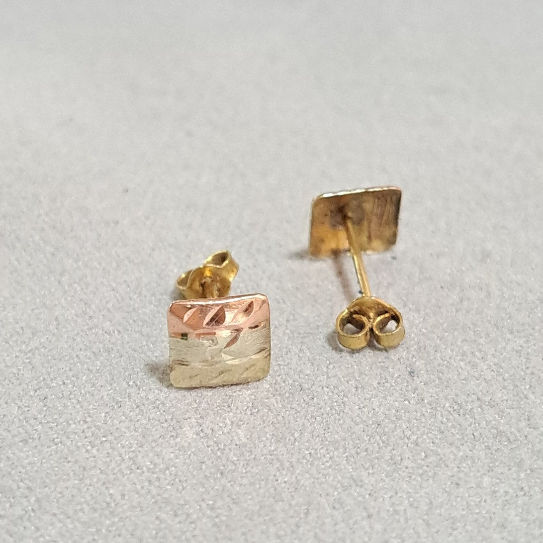BROQUELES PAR ORO 8 K 0,60 GRMS (SEMINUEVO)
