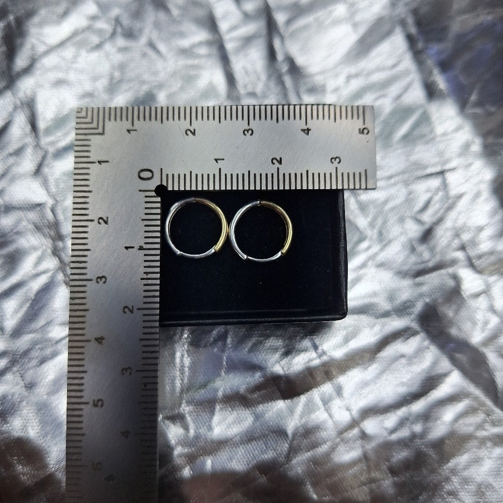 ARRACADAS PAR ORO BLANCO 14 K 0,80 GRMS (SEMINUEVO)