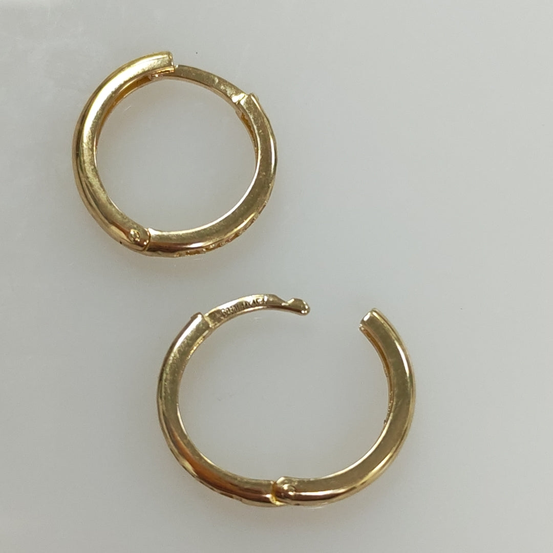 ARETES HUGGIES C CIRCONIA 14K 1.6 GR (NUEVO)
