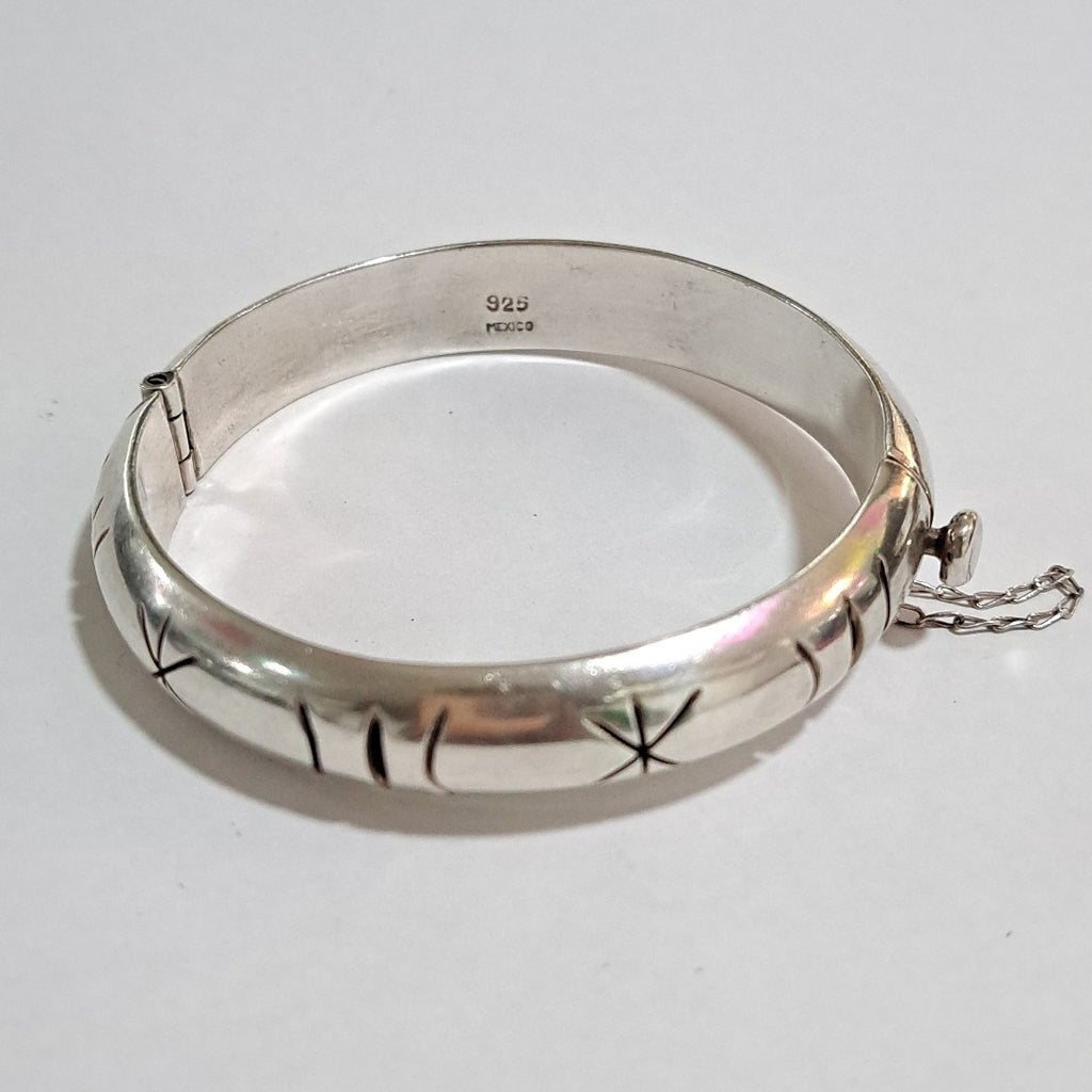 PULSERA RIGIDA PLATA 30,00 GRMS (SEMINUEVO)