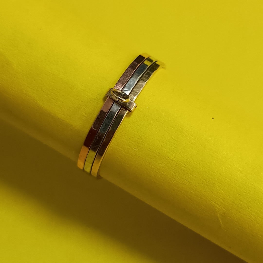 ANILLO ORO 10 K 1.4 GRMS (SEMINUEVO)