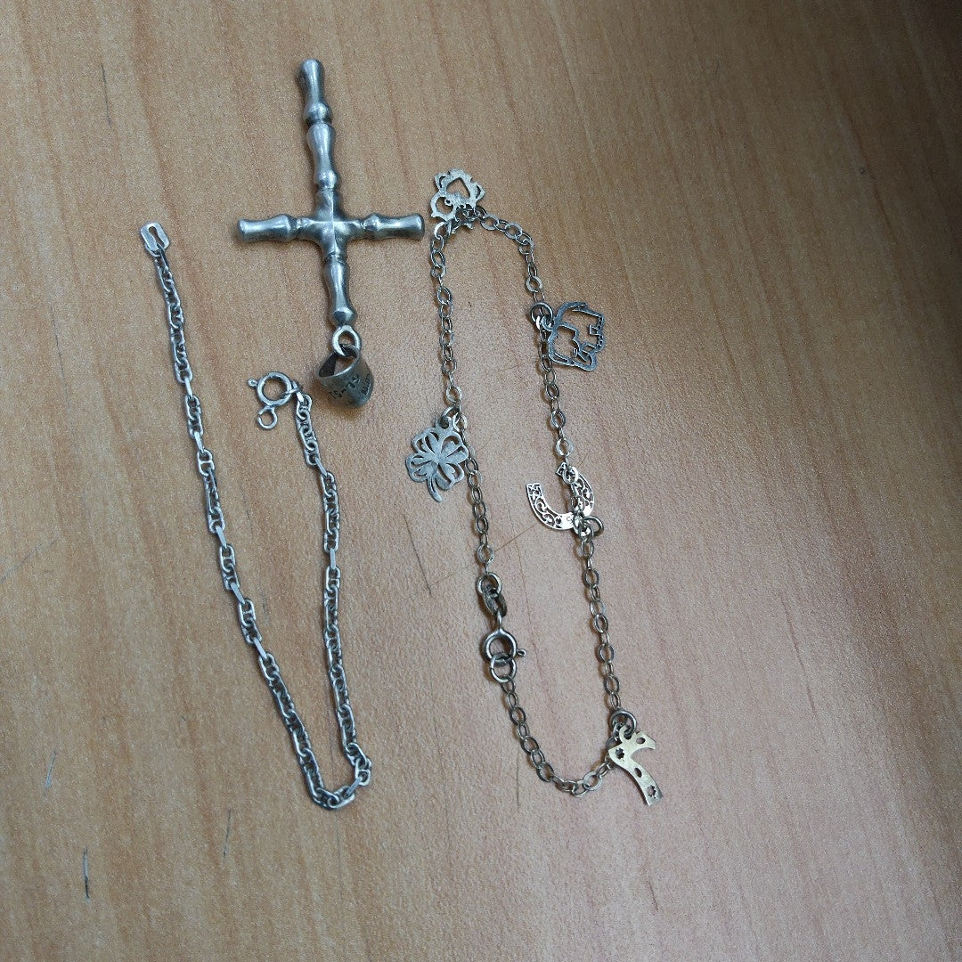 CRUZ, PULSERA PLATA 13.6 GRMS (SEMINUEVO)