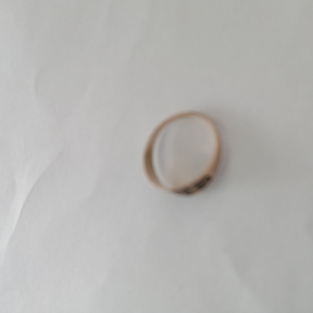 ANILLO DE GRADUACIÓN ORO 8 K 0.9 GRMS (SEMINUEVO)