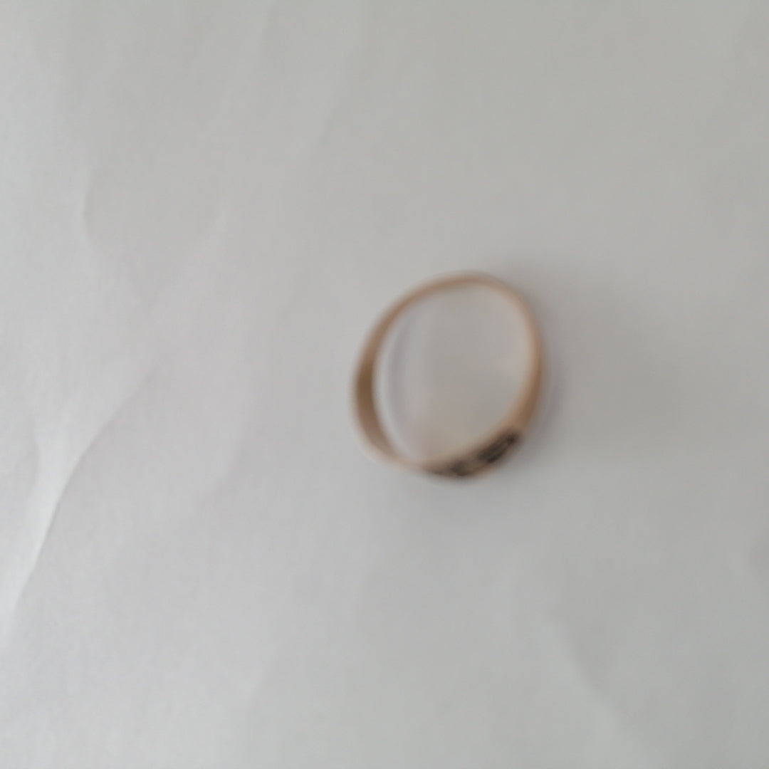 ANILLO DE GRADUACIÓN ORO 8 K 0.9 GRMS (SEMINUEVO)