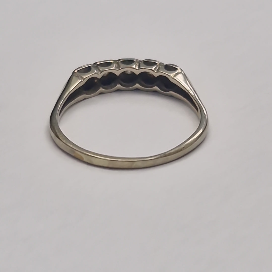ANILLITO ORO BLANCO 14 K 2.1 GRMS (SEMINUEVO)