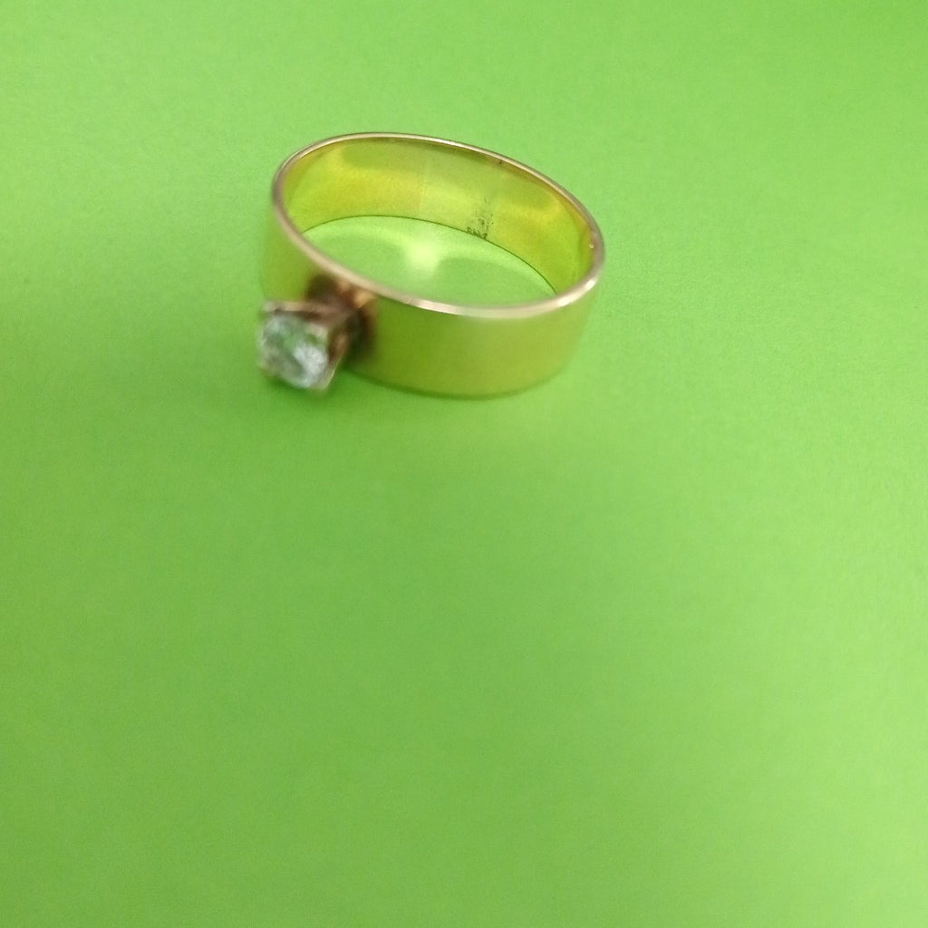 SOLITARIO ORO 14 K 4.4 GRMS (SEMINUEVO)