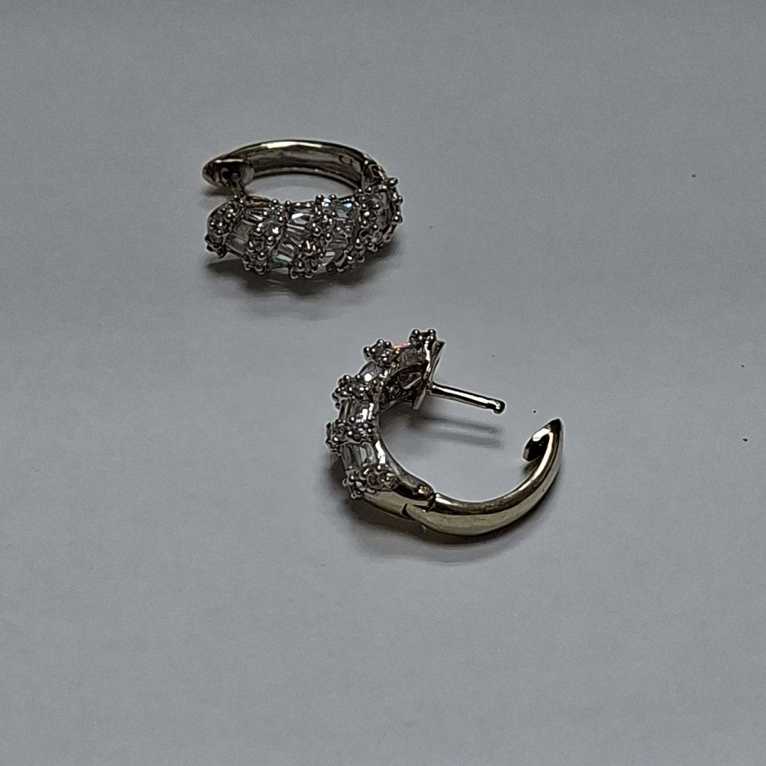 ARETES PAR ORO,ORO BLANCO 10 K 6,10 GRMS (SEMINUEVO)