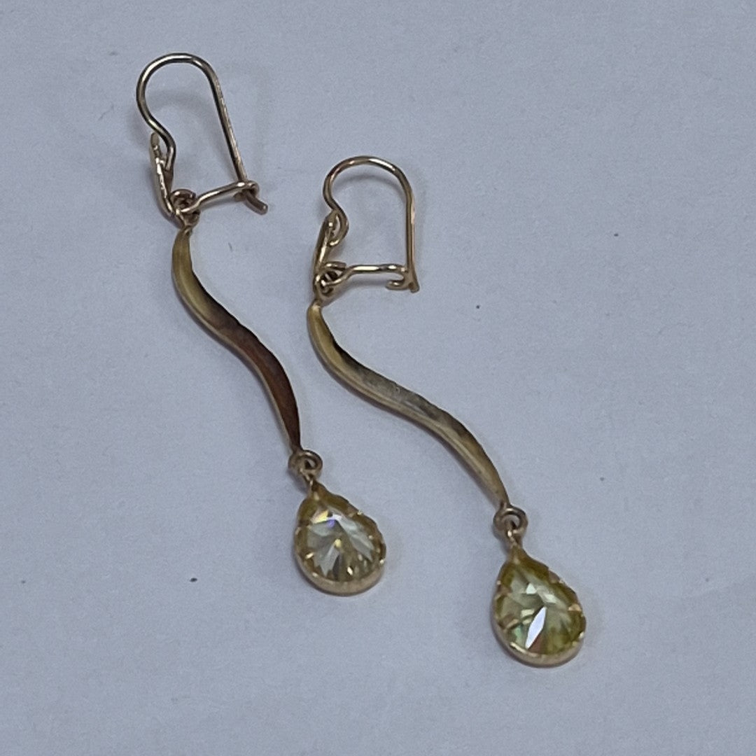 ARETES PAR ORO 10 K 2,20 GRMS (SEMINUEVO)