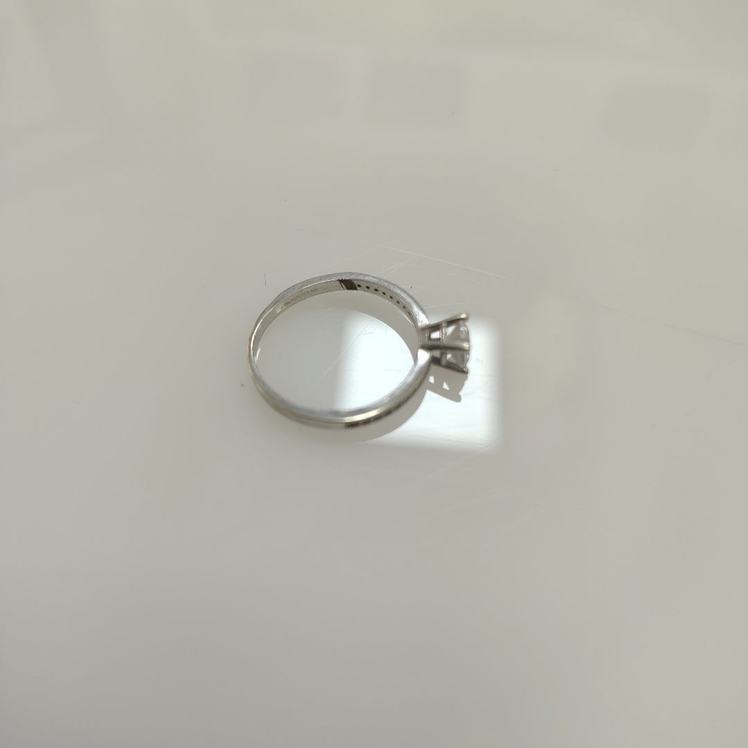 ANILLITO ORO, ORO BLANCO 14 K 1.5 GRMS (SEMINUEVO)
