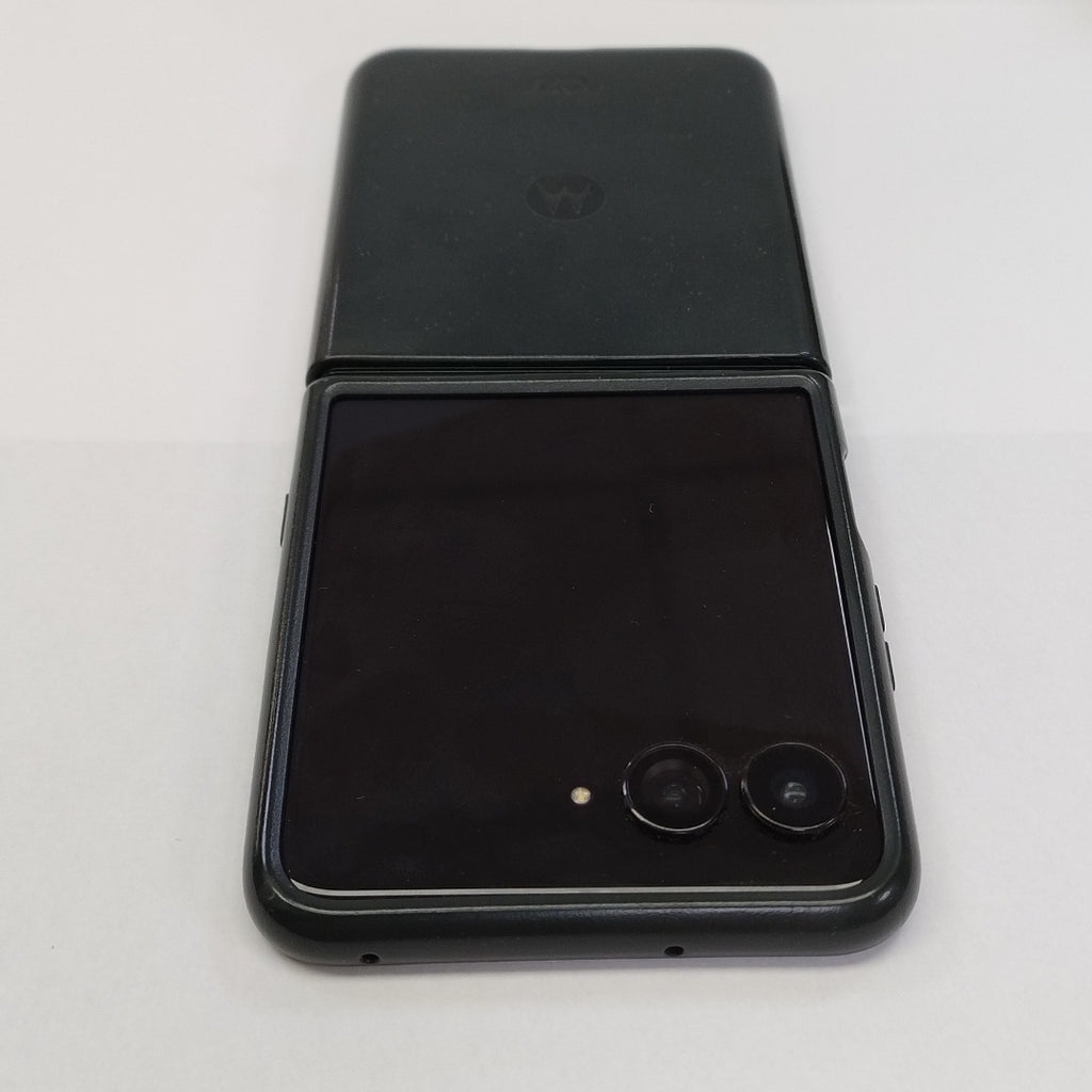 CELULAR MOTOROLA MOTO RAZR 60 ULTRA XT2551-6 (2025) 1 TB 16 GB RAM (SEMINUEVO)