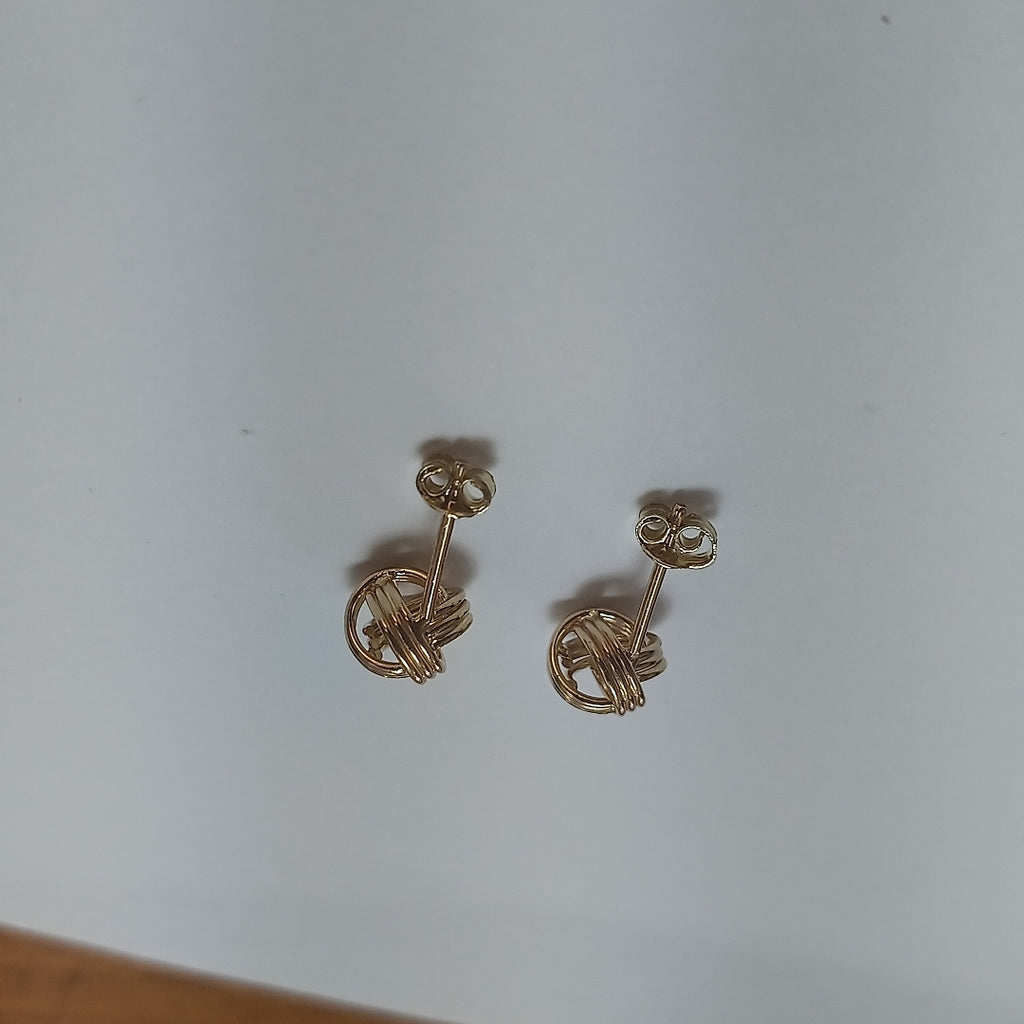 BROQUELES ORO 14K 1.8 (NUEVO)