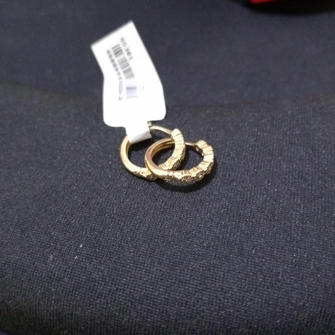 ARETES ARRACADA C CIRCONIAS 14K 2 GR (NUEVO)