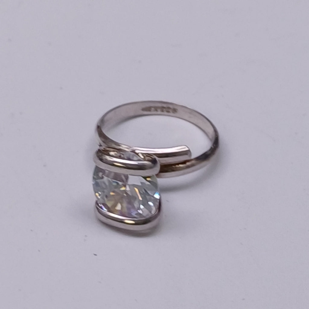 ANILLITO PLATA 3.8 GRMS (SEMINUEVO)