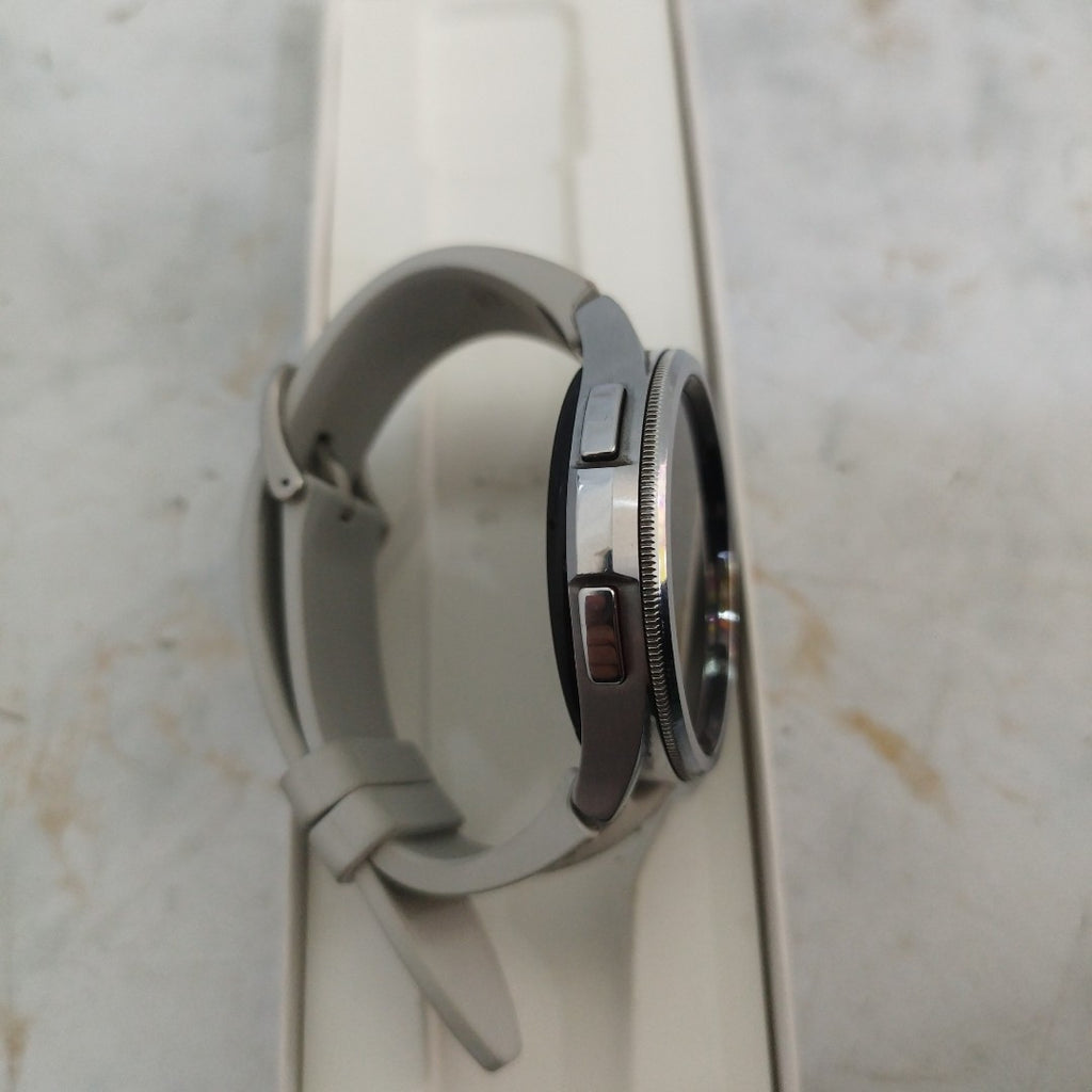 SMARTWATCH SAMSUNG GALAXY WATCH 6 CLASSIC SM-R960 47 MM GPS (SEMINUEVO)