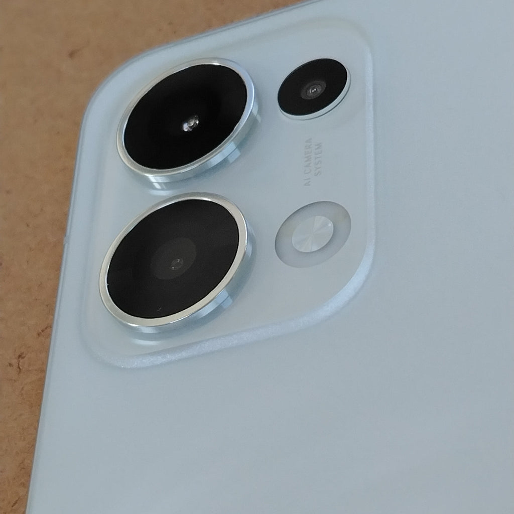 CELULAR OPPO RENO13 5G CPH2689 (2024) 512 GB 12 GB RAM (SEMINUEVO)