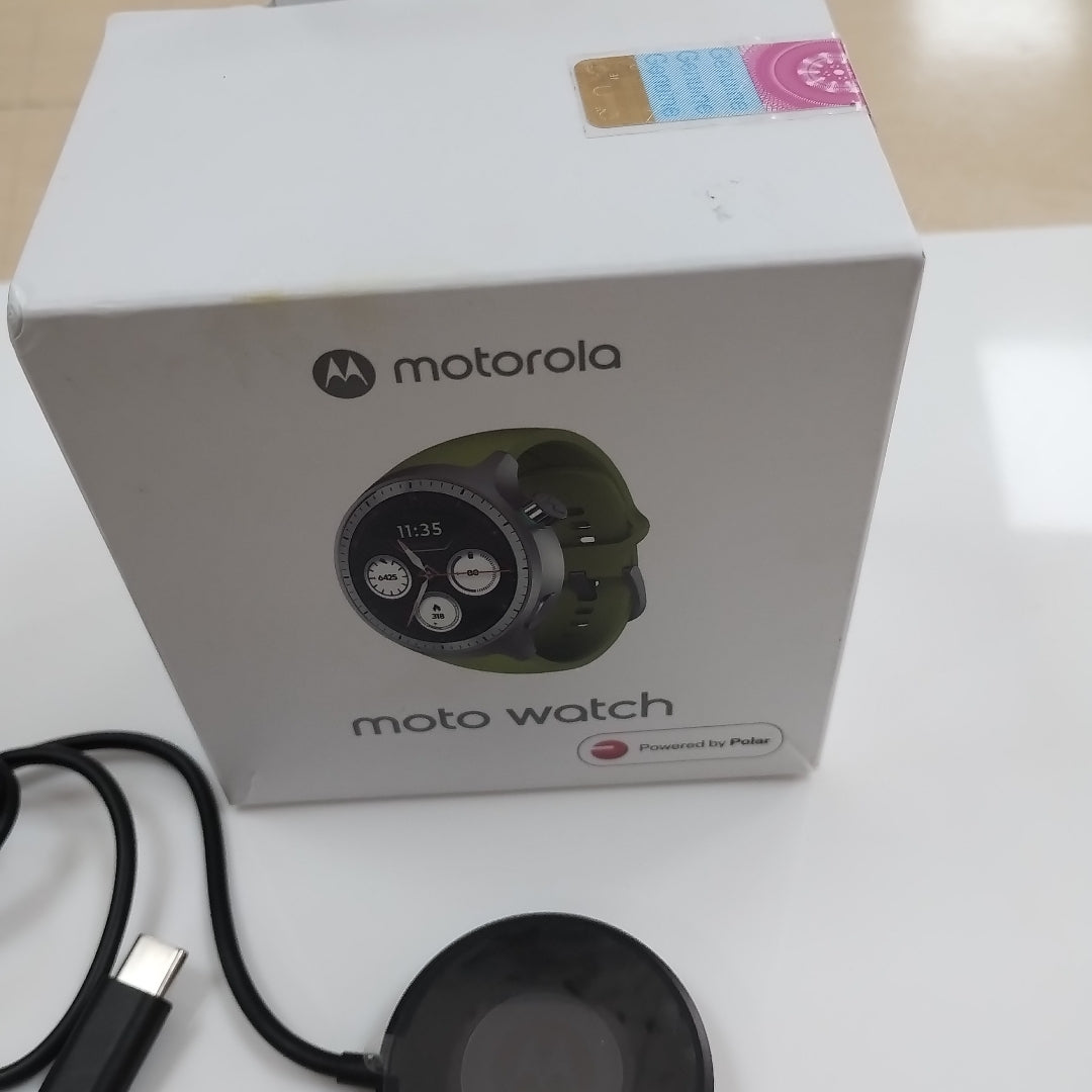 SMARTWATCH MOTOROLA MOTO WATCH XT2547-1 47 MM GPS (SEMINUEVO)