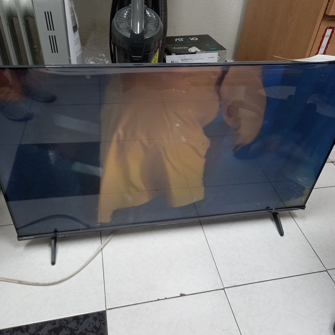 PANTALLA HISENSE 40A4NR (2025) 40" LED FULL HD (SEMINUEVO)