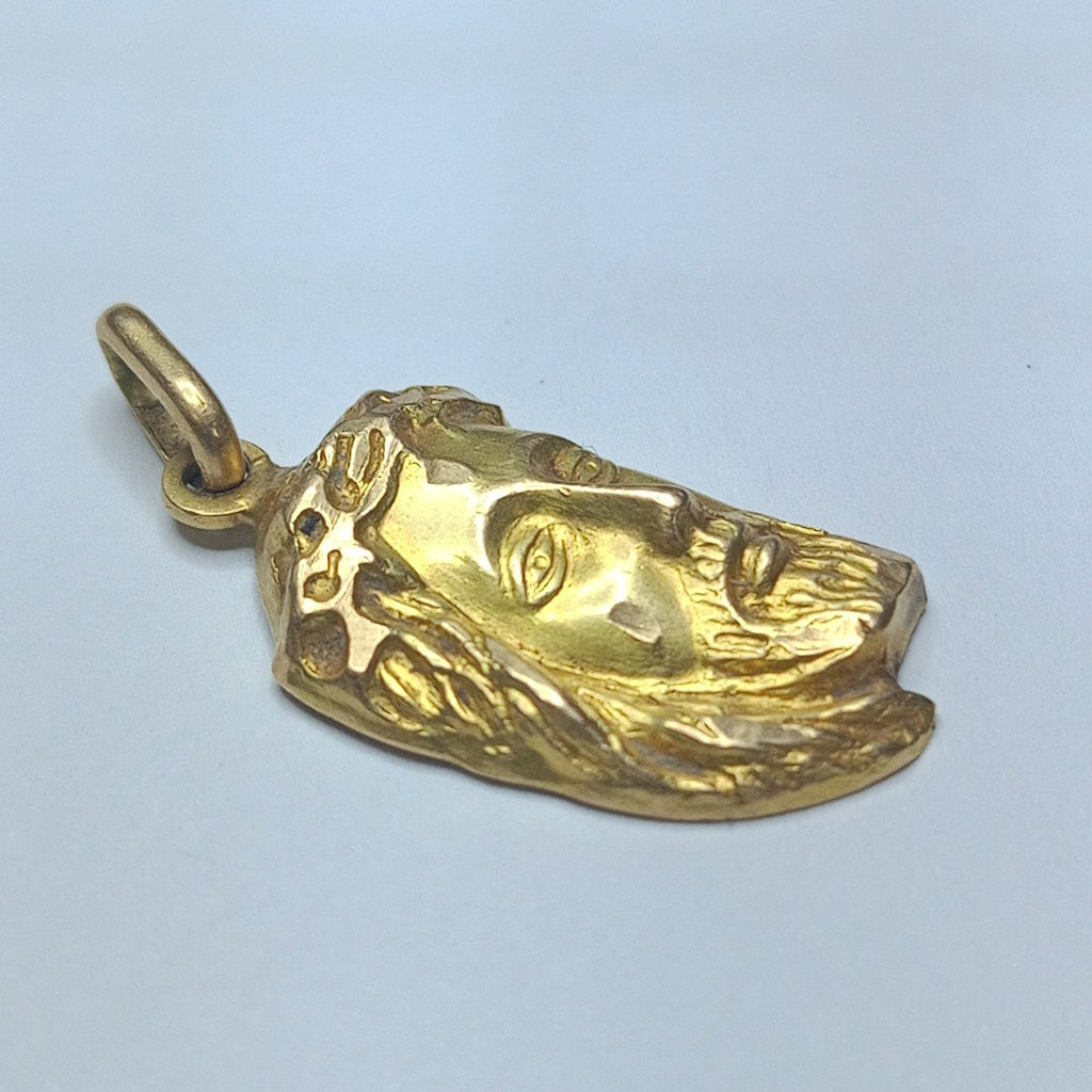 DIJE ORO 18 K 2.6 GRMS (SEMINUEVO)