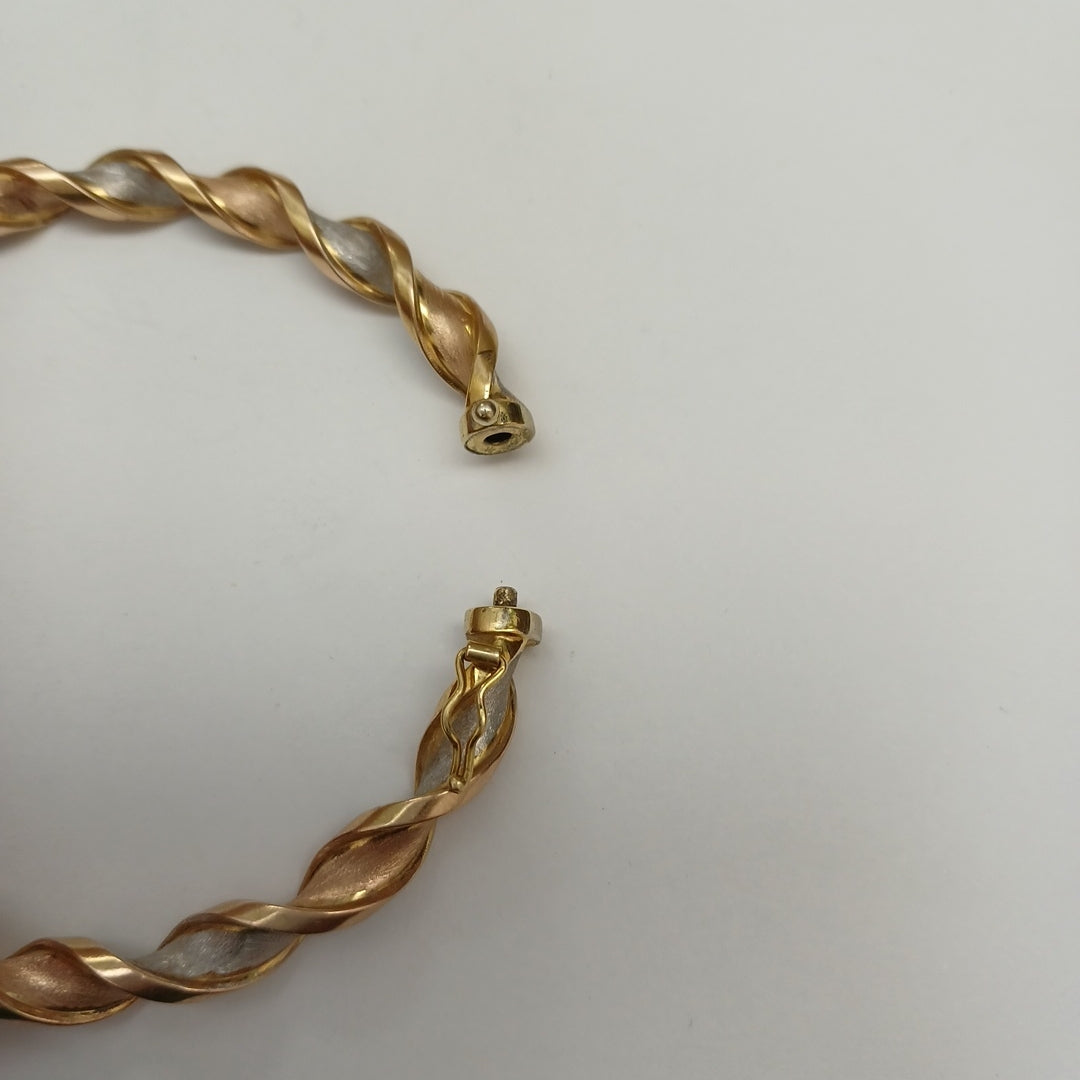 PULSERA RIGIDA ORO 14 K 6.6 GRMS (SEMINUEVO)