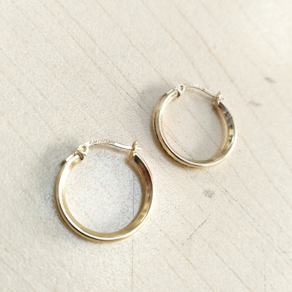 ARRACADAS PAR ORO 8 K 1.6 GRMS (SEMINUEVO)
