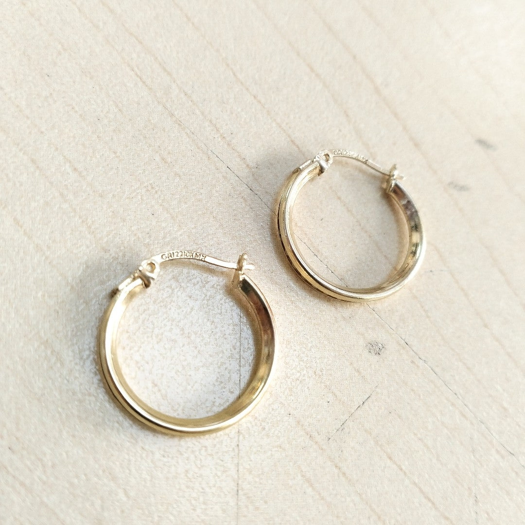 ARRACADAS PAR ORO 8 K 1.6 GRMS (SEMINUEVO)