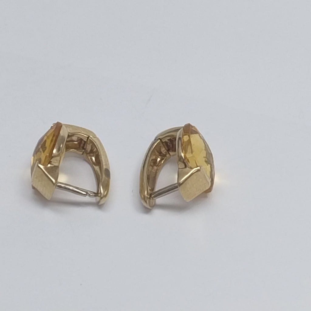 ARETES PAR ORO 14 K 5.4 GRMS (SEMINUEVO)