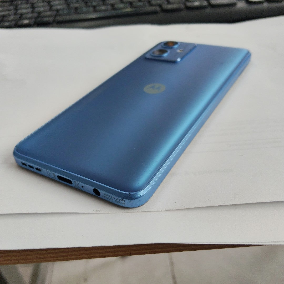 CELULAR MOTOROLA MOTO G54 POWER 5G XT2343-6 (2023) 256 GB 8 GB RAM (SEMINUEVO)