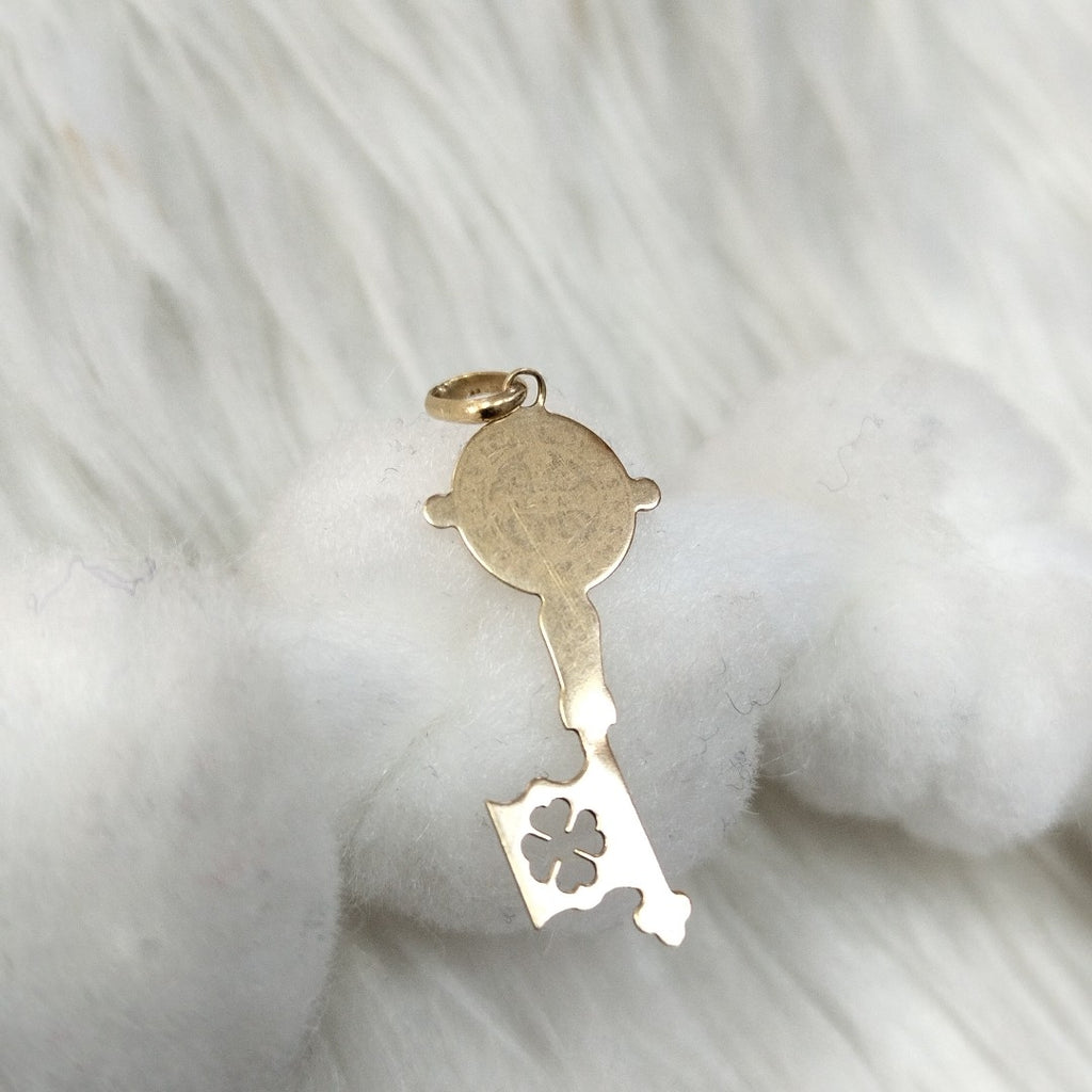 DIJE ORO 14 K 0.4 GRMS (SEMINUEVO)