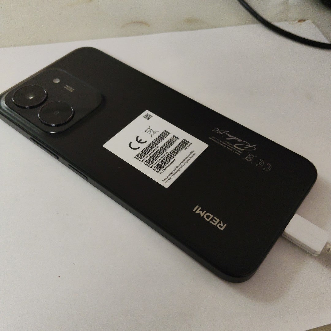CELULAR XIAOMI REDMI 15C 25078RA3EL (2025) 256 GB 4 GB RAM (SEMINUEVO)