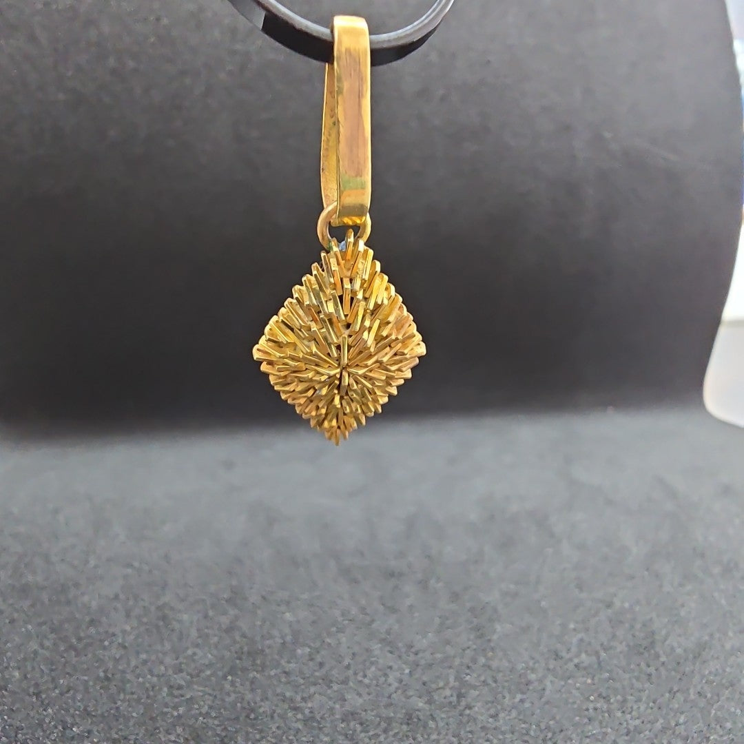 DIJE ORO 18 K 3,80 GRMS (SEMINUEVO)