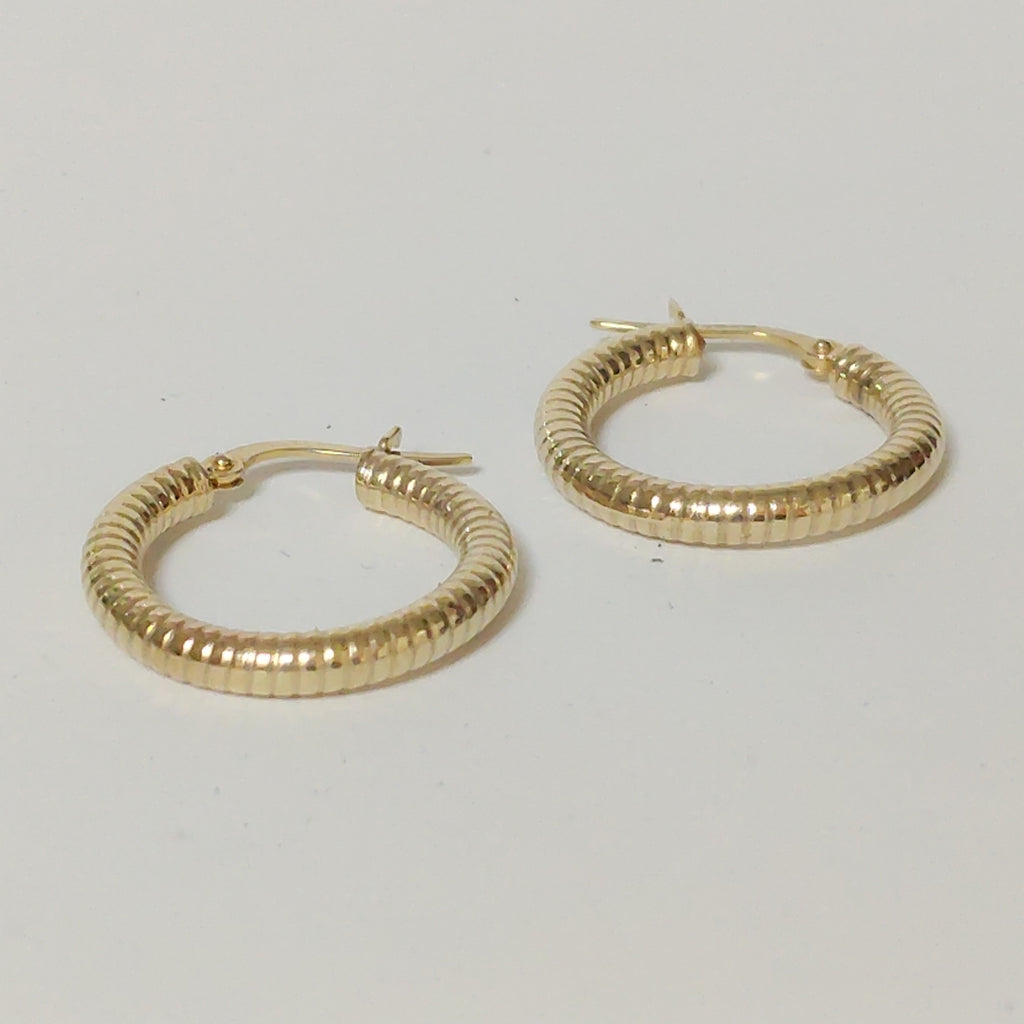 ARRACADAS PAR ORO 10 K 1,60 GRMS (SEMINUEVO)