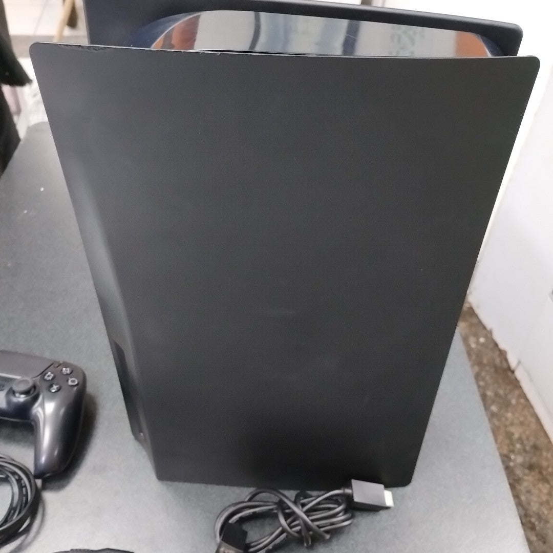 CONSOLA DE VIDEOJUEGO SONY PS5 825 SSD (SEMINUEVO)