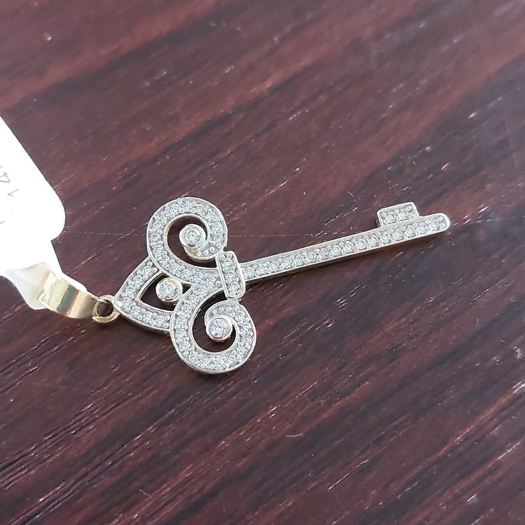 DIJE LLAVE C CIRCONIAS 14K 1.6 GR (NUEVO)