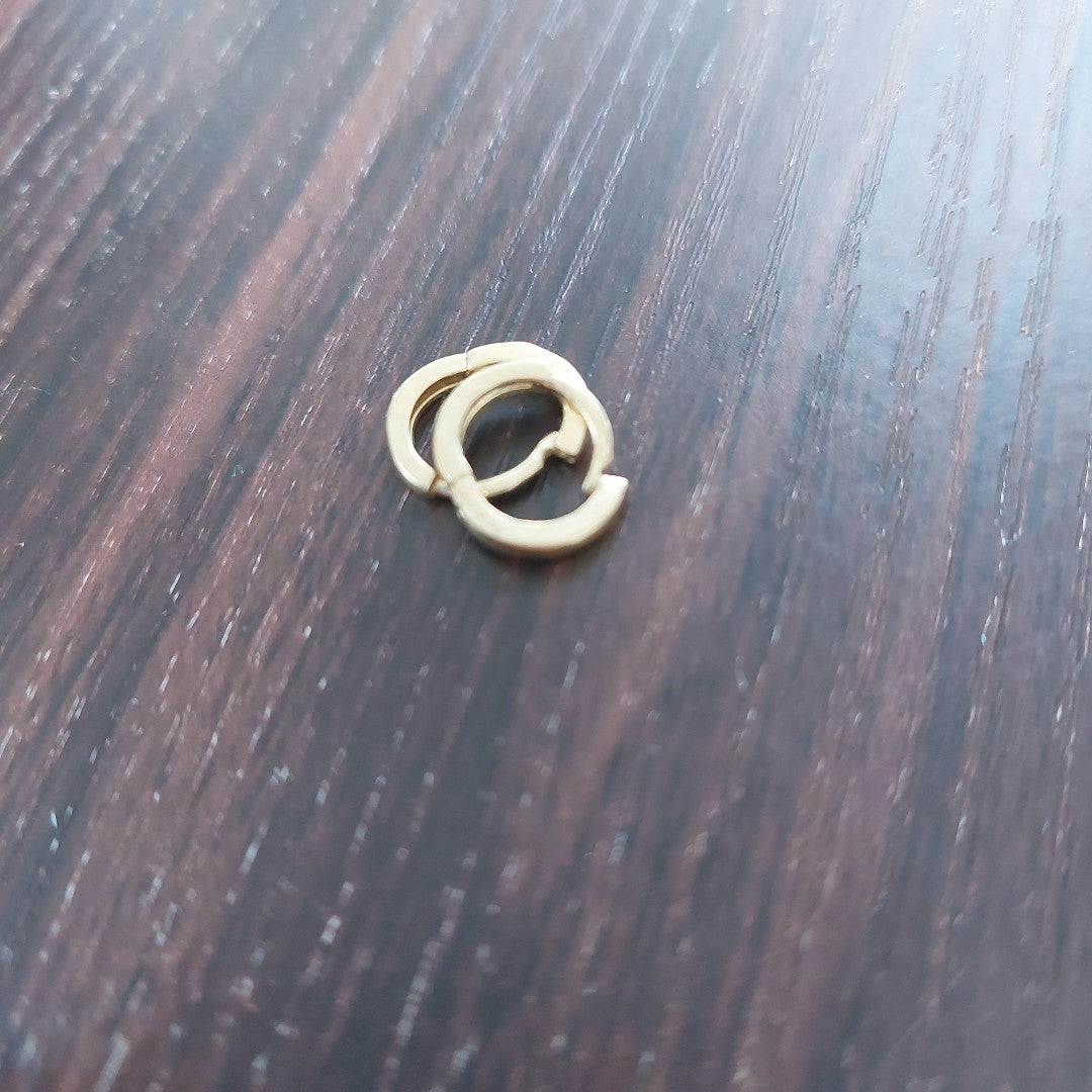 ARETES HUGGIE 14K 1.3 GR (NUEVO)