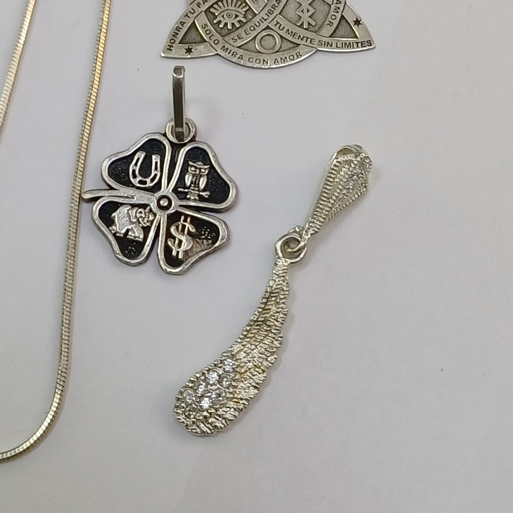 DIJE,GARGANTILLA PLATA 10,70 GRMS (SEMINUEVO)