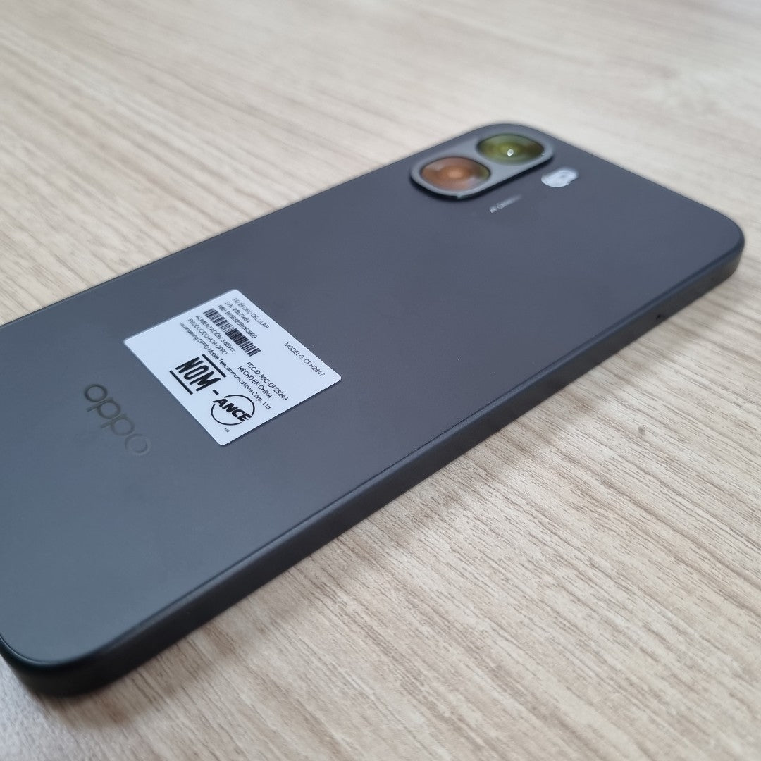 CELULAR OPPO A6T CPH2847 (2026) 128 GB 4 GB RAM (SEMINUEVO)