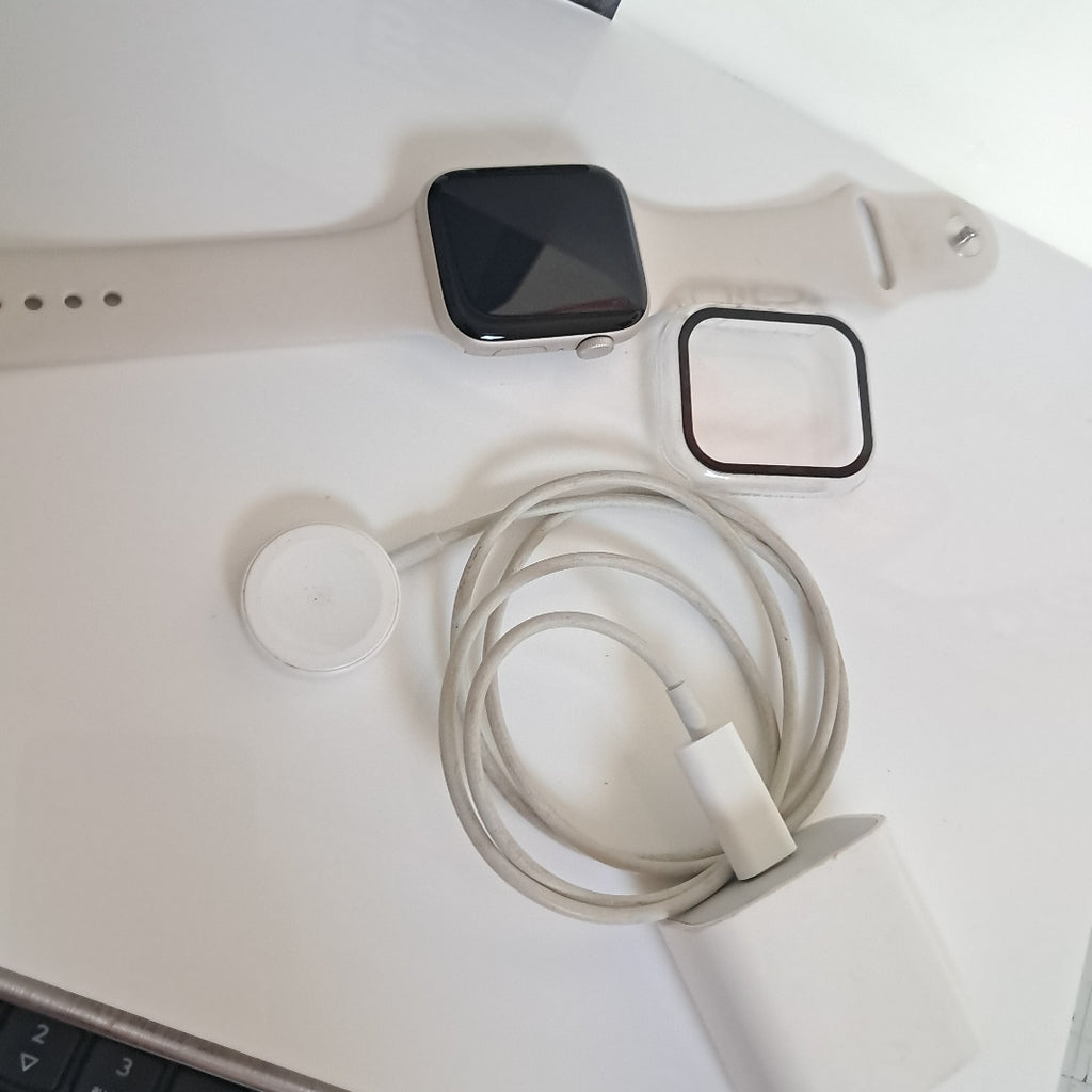 SMARTWATCH APPLE SE 2 ALUMINIO A2723 44 MM GPS (SEMINUEVO)
