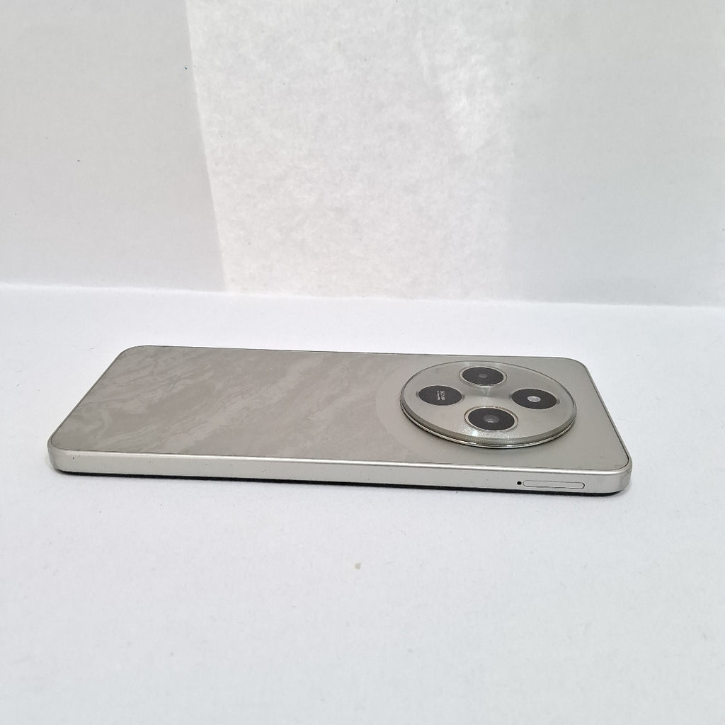 CELULAR XIAOMI POCO C75 2410FPCC5G (2024) 256 GB 8 GB RAM (SEMINUEVO)