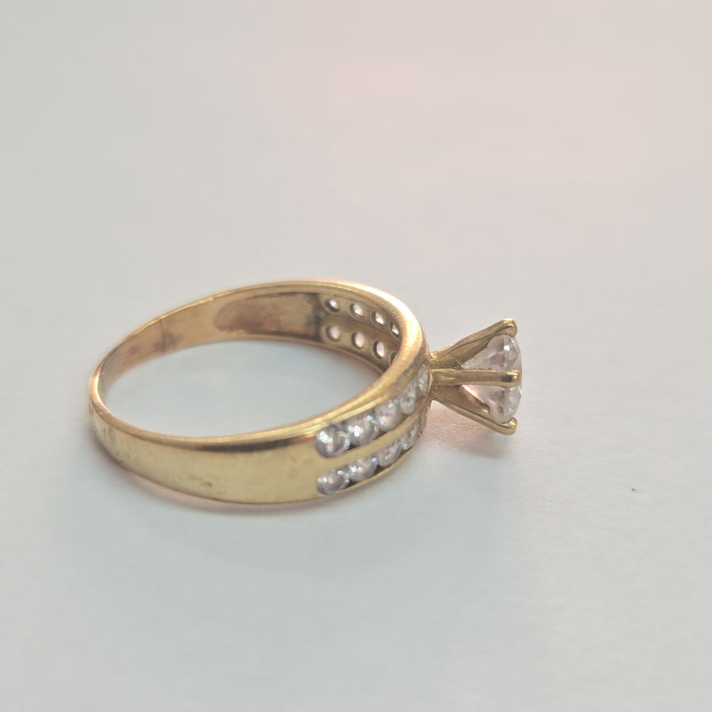 SOLITARIO ORO 10 K 2,60 GRMS (SEMINUEVO)