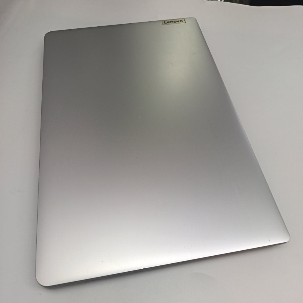 LAPTOP LENOVO IDEAPAD 1 15IGL7 (2025) 256 GB SSD 8 GB RAM (SEMINUEVO)