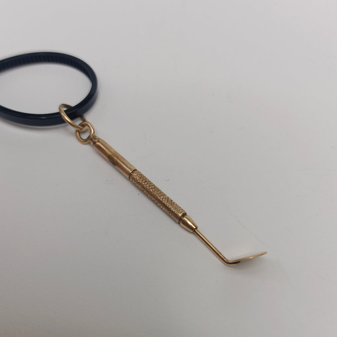 DIJE ORO 14 K 0.9 GRMS (SEMINUEVO)